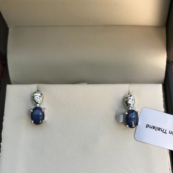 ❌Sold❌Blue Star Sapphire Earrings - Picture 4 of 8